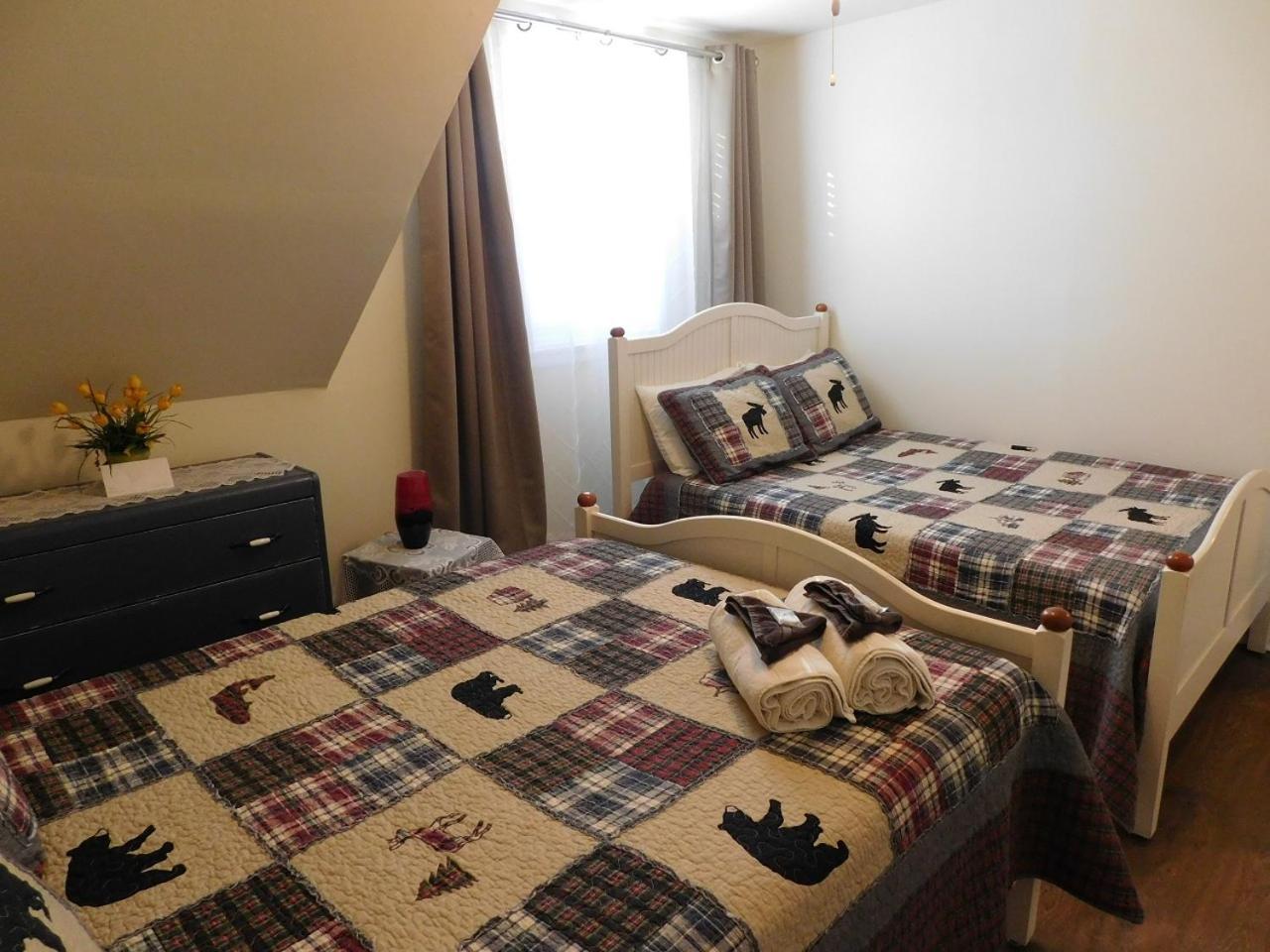 Au Coeur De Magog Bed & Breakfast Екстериор снимка